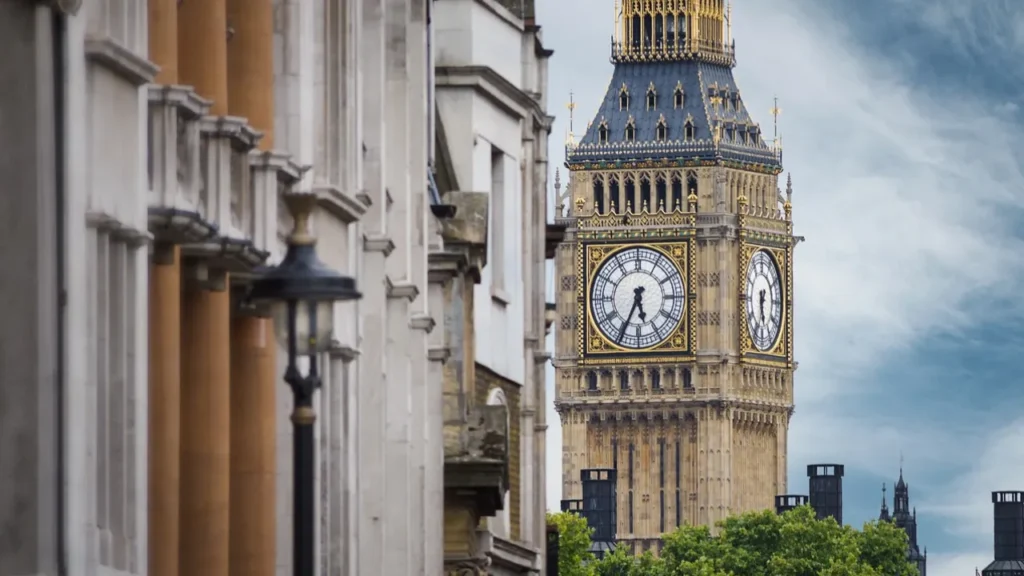 Jak złożyć wniosek o ETA dla rodzica podróżującego do Wielkiej Brytanii?